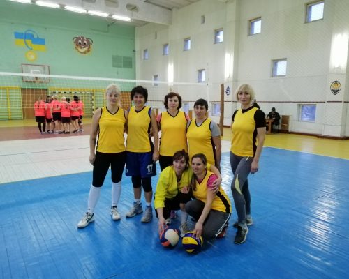 Відбулися обласні фінальні сільські спортивні ігри з волейболу серед ветеранів