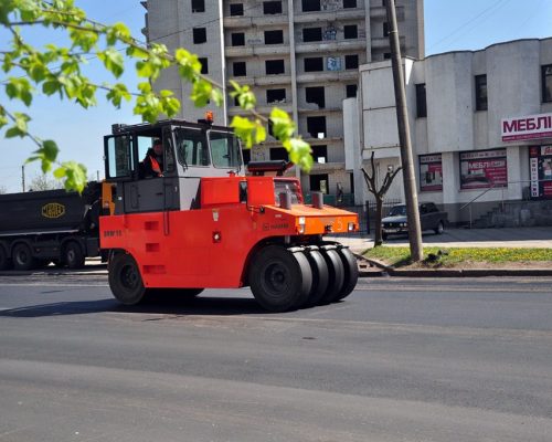 Велике будівництво: Наталія Остапченко оглянула, як ремонтують дороги у Бердичеві