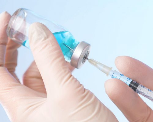 МОЗ: сьогодні в Україні розпочинається вакцинація проти COVID-19