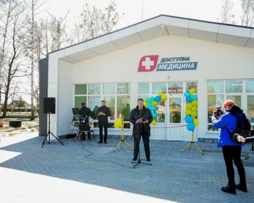 Велике будівництво: На Житомирщині побудовано ще дві сучасні сільські амбулаторії, – Віталій Бунечко