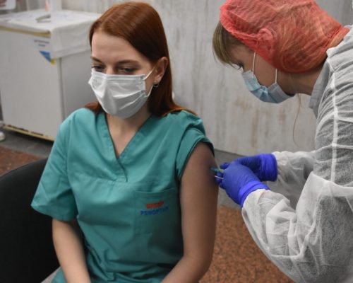 Вакцинація від COVID-19: проведено імунізацію медичних працівників Житомирського обласного перинатального центру