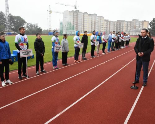 Віктор Градівський долучився до відкриття командного чемпіонату України серед ДЮСШ та СДЮСШОР з легкої атлетики